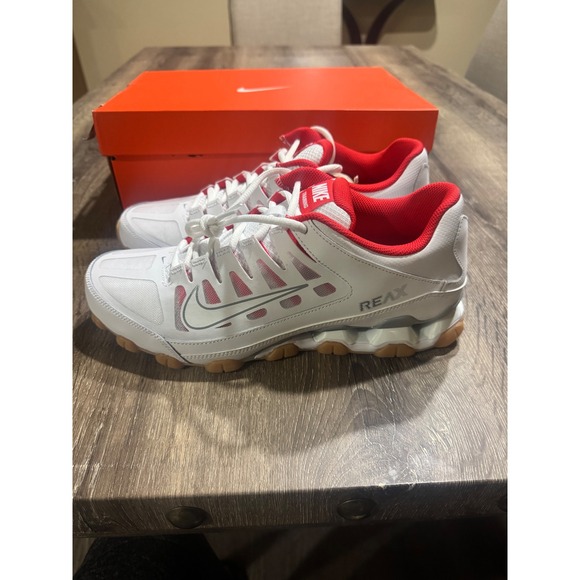 Nike Reax 8 TR Mesh White Wolf Grey Red Mens Training Shoes 621716-103 Size 10.5 - Picture 7 of 10